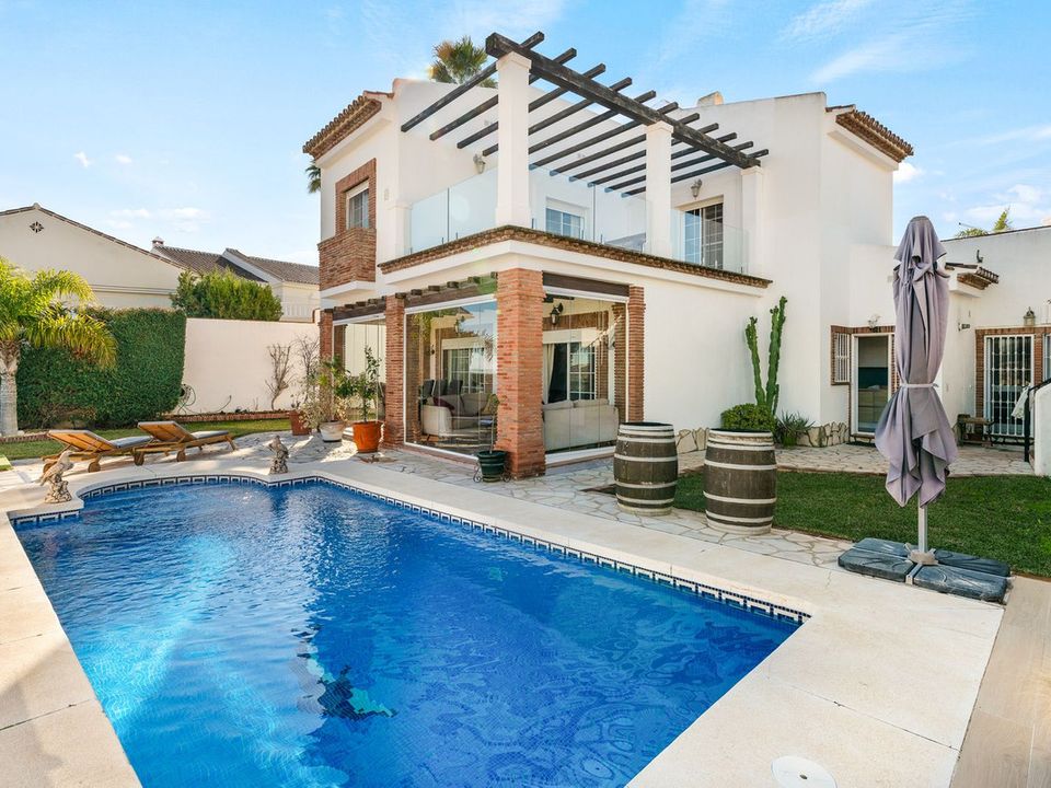 Villa i Cerros Del Aguila, Malaga - foto 2