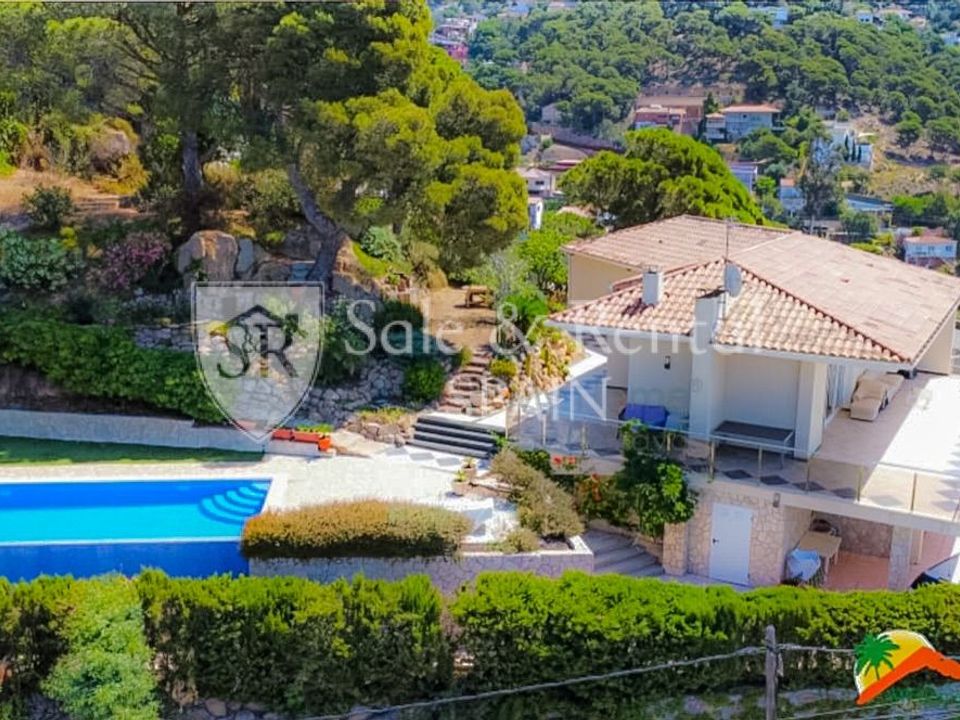 Villa i Lloret De Mar, Gerona - foto 1