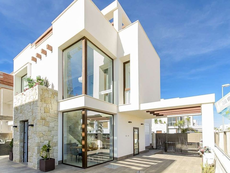 Villa in Los Montesinos, Alicante - photo 2