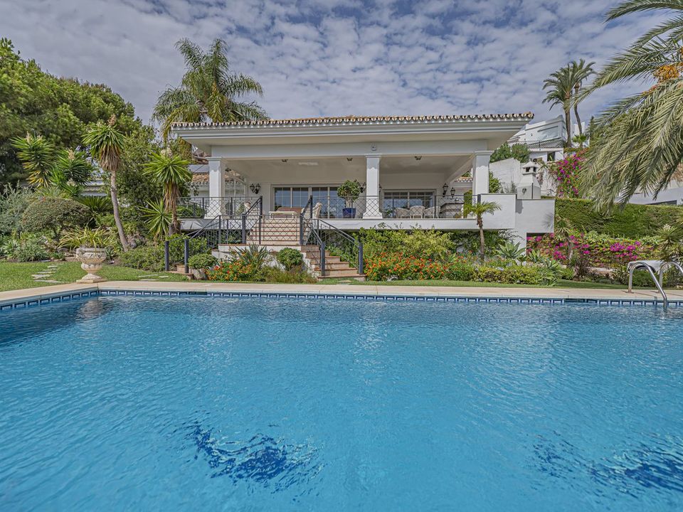 Villa i El Paraiso, Malaga - foto 3