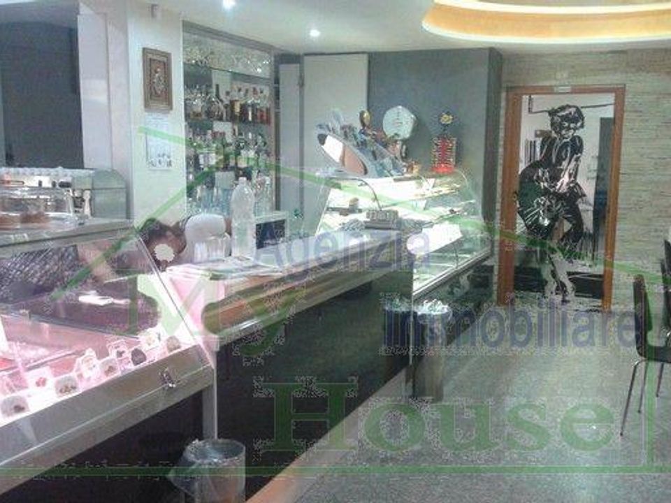 L'establiment comercial a Cianciana, Agrigento - foto 4