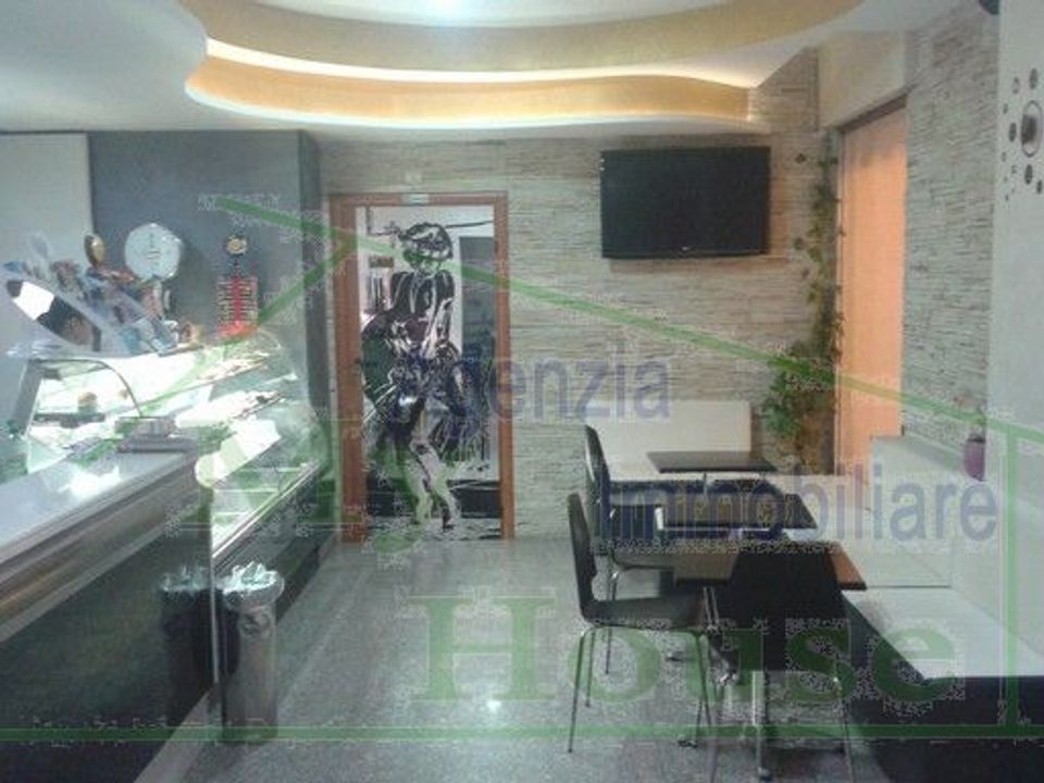 L'establiment comercial a Cianciana, Agrigento - foto 5
