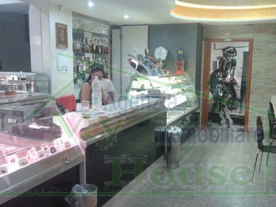 L'establiment comercial a Cianciana, Agrigento - foto 3