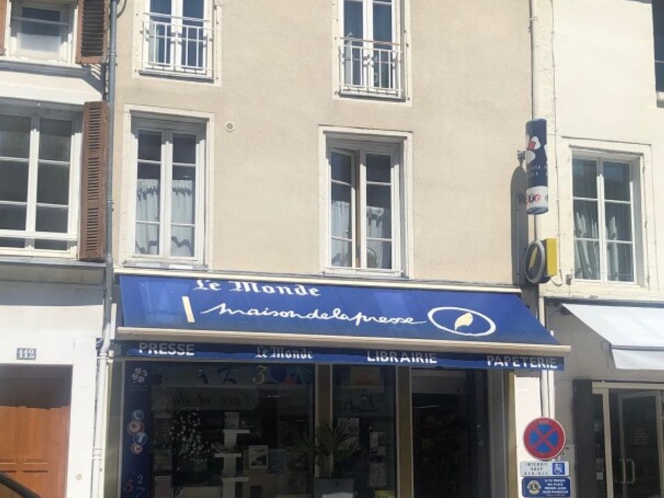 Erhvervsejendom i Bar-sur-Aube, Aube - foto 1