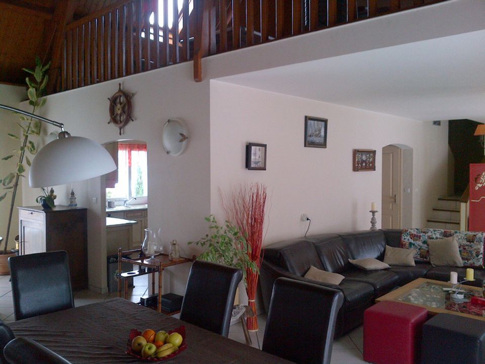 Villa en Moret-Loing-et-Orvanne, Seine-et-Marne - foto 3