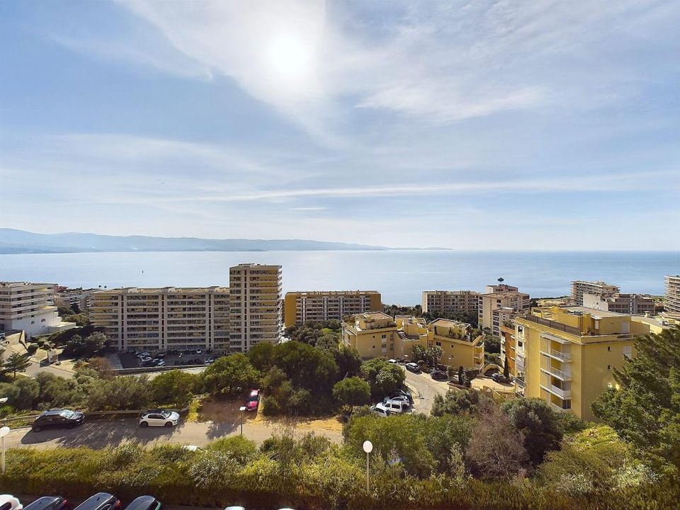 Lejlighed i Ajaccio, Corse-du-Sud - foto 2