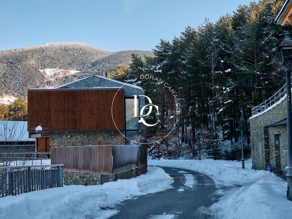 Helårsgrund i La Massana, Andorra - foto 5