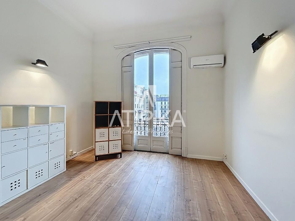 Erhvervsejendom i Barcelona, Barcelona - foto 2