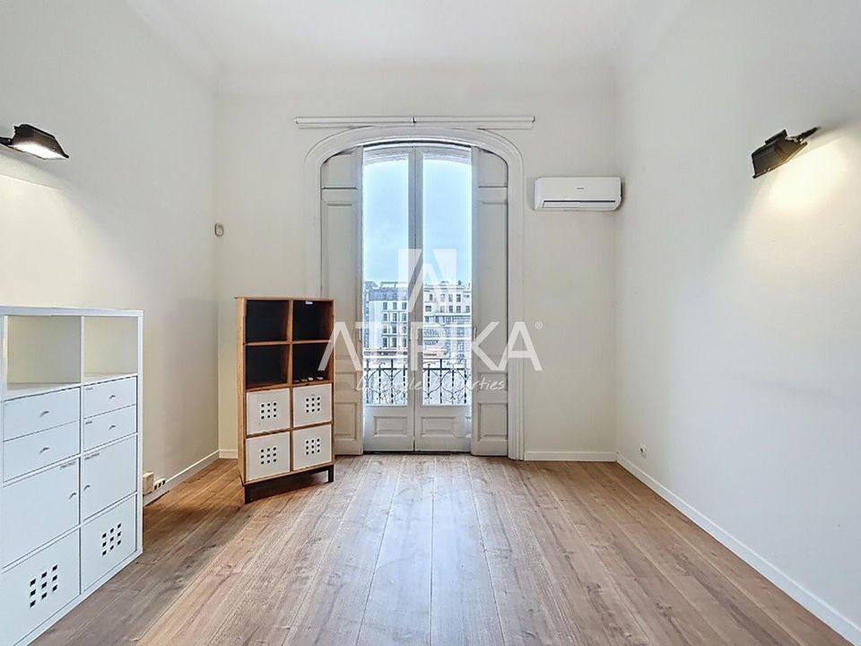 Erhvervsejendom i Barcelona, Barcelona - foto 5