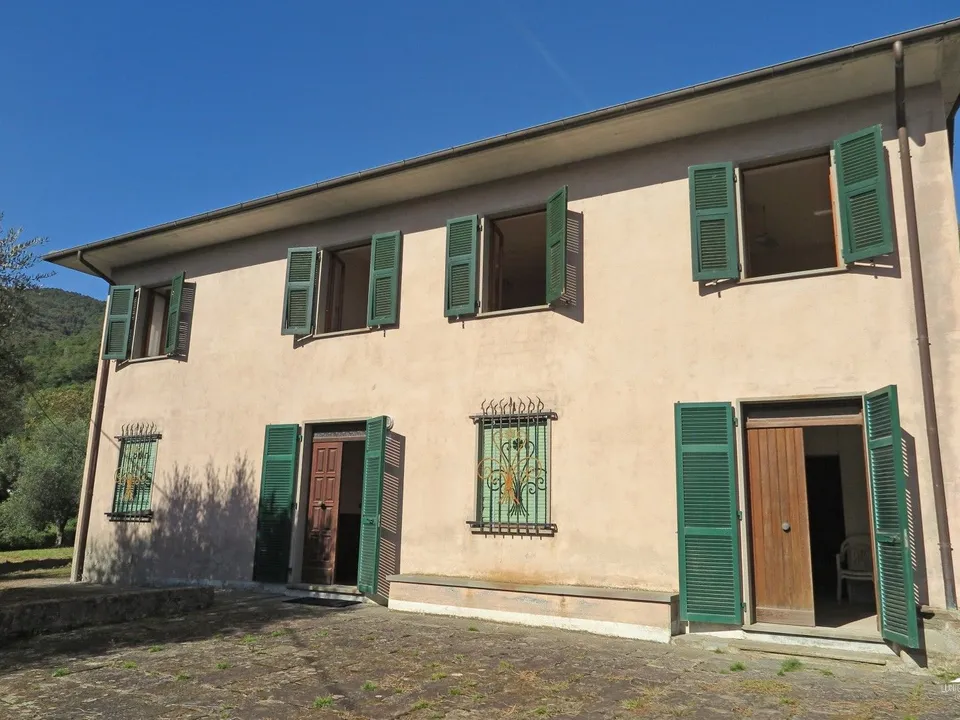 Villa i Tresana, Massa and Carrara - foto 1