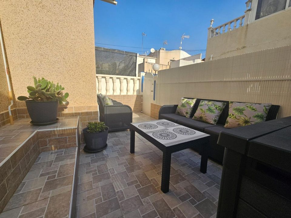 Lejlighed i Los Balcones, Alicante - foto 1