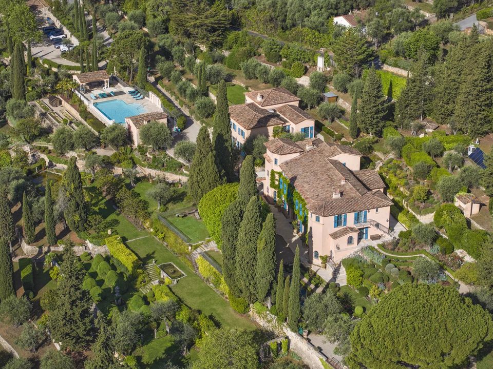 Villa i Grasse, Alpes-Maritimes - foto 1