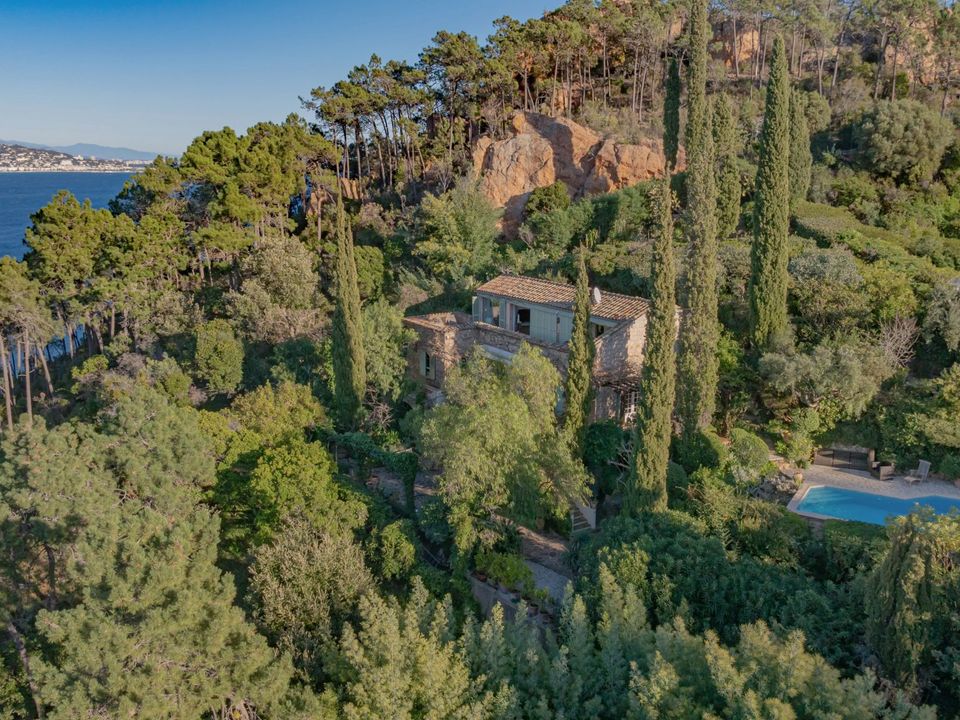 Villa i Theoule-sur-Mer, Alpes-Maritimes - foto 2