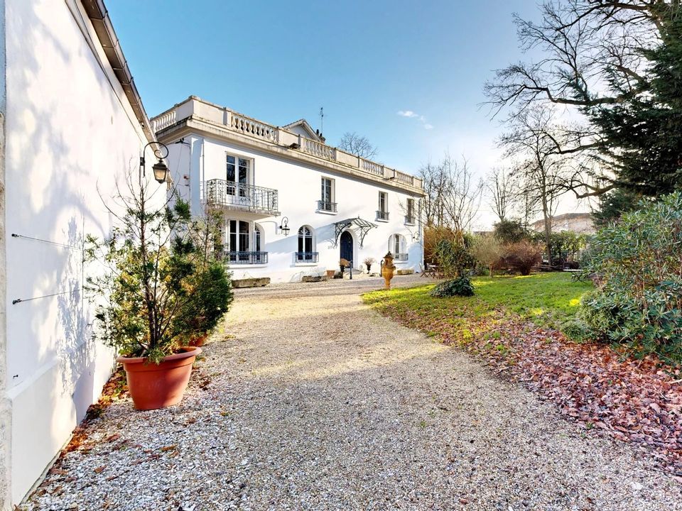 Villa - Maisons-Laffitte, Yvelines - photo 1