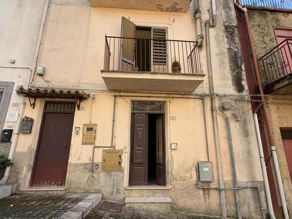Villa i Chiusa Sclafani, Palermo - foto 1