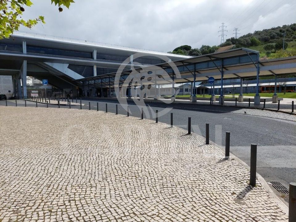Helårsgrund i Odivelas, Lisbon - foto 2