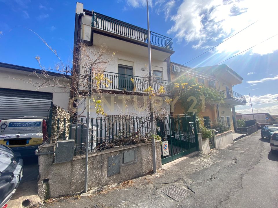 Byhus i Mascalucia, Catania - foto 2