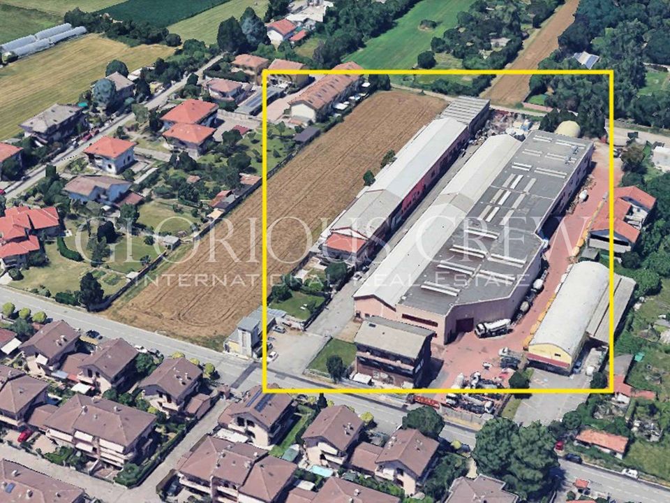 Erhvervsejendom i Cornaredo, Milan - foto 1