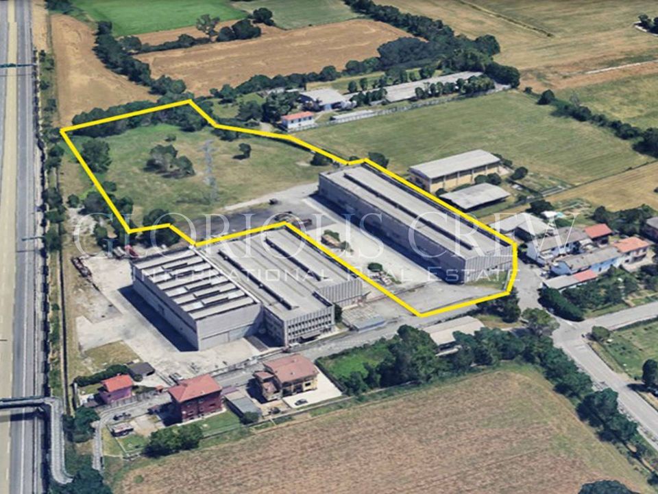 Erhvervsejendom i Pregnana Milanese, Milan - foto 1