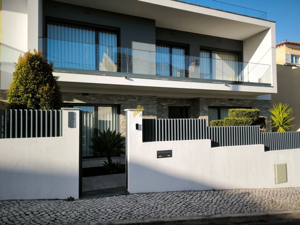 Rækkehus i Odivelas, Lisbon - foto 1