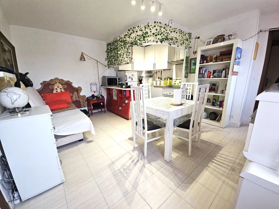 Lejlighed i Montreuil, Seine-Saint-Denis - foto 1