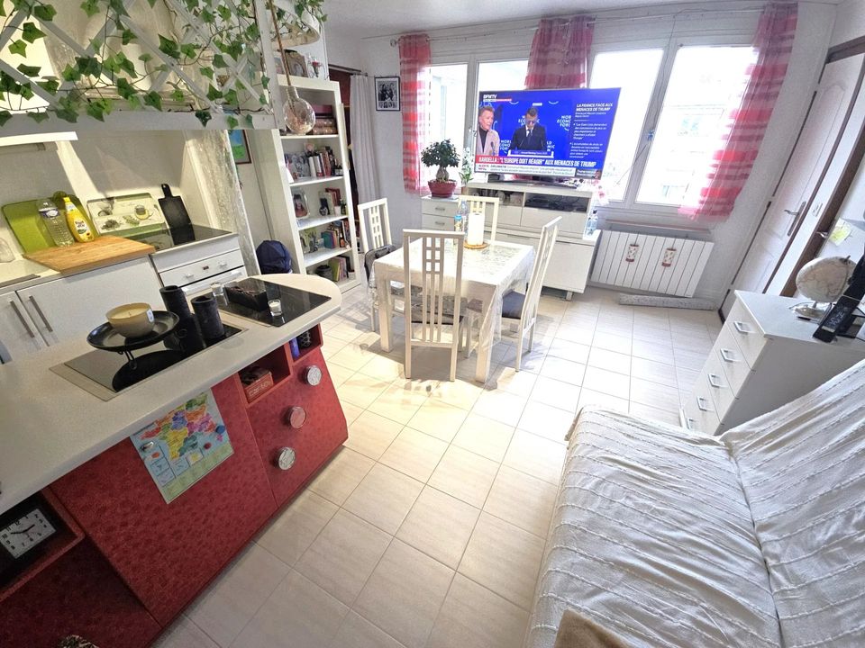 Lejlighed i Montreuil, Seine-Saint-Denis - foto 2