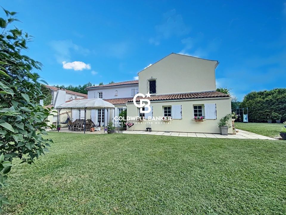 Villa i Saint-Césaire, Charente-Maritime - foto 1