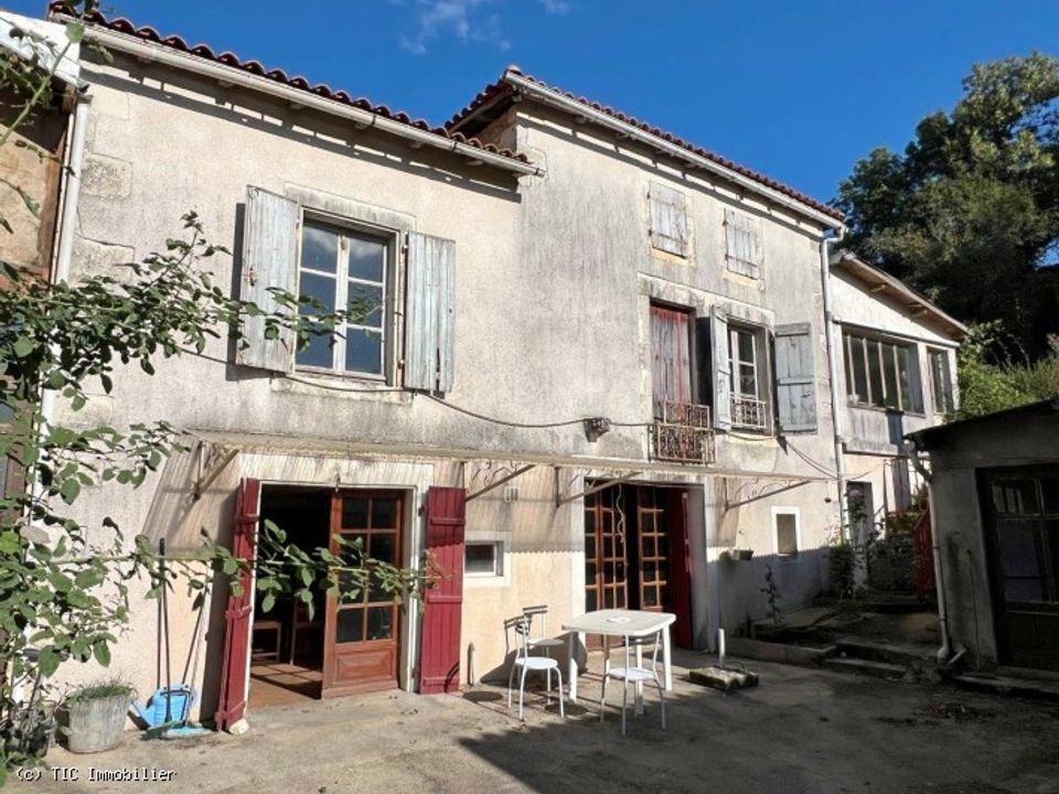 Villa i Verteuil-sur-Charente, Charente - bilde 1
