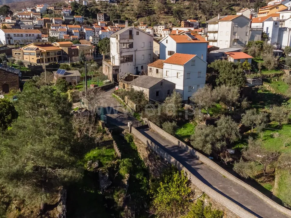 Byhus i Covilha, Castelo Branco - foto 2