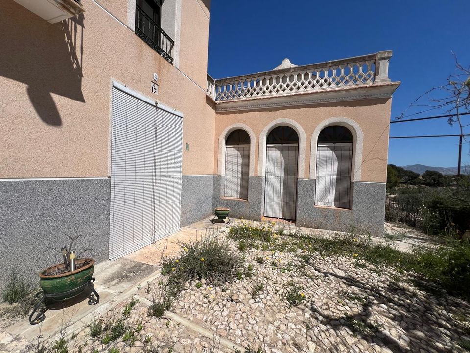Landejendom i Monovar, Alicante - foto 1