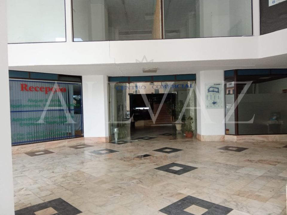 Erhvervsejendom i Armacao de Pera, Faro - foto 1
