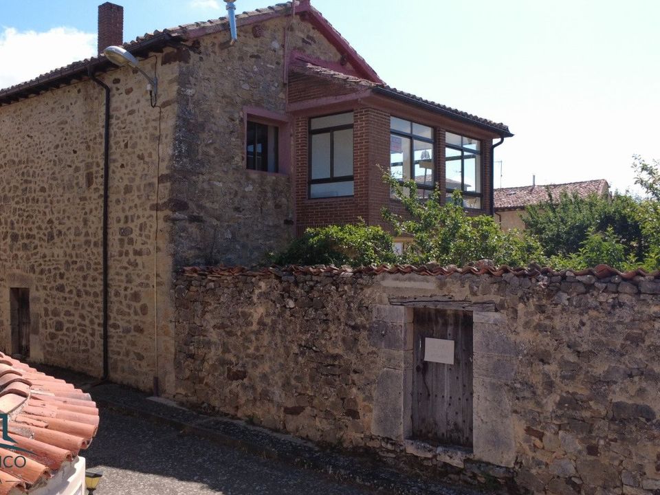 Villa i Aguilar De Campoo, Palencia - foto 4