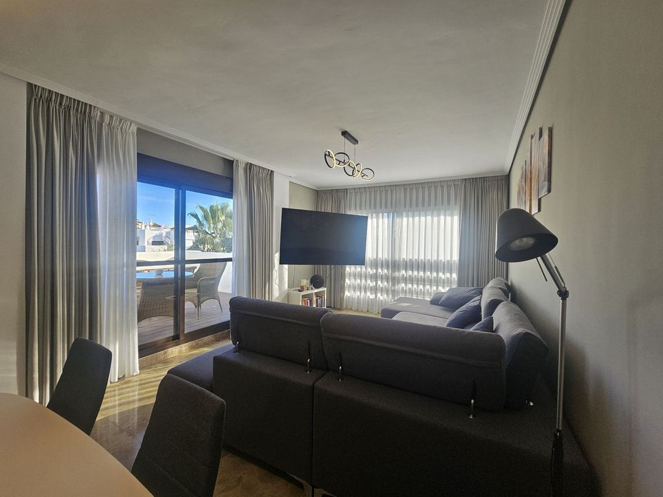 Lejlighed i Estepona, Malaga - foto 2