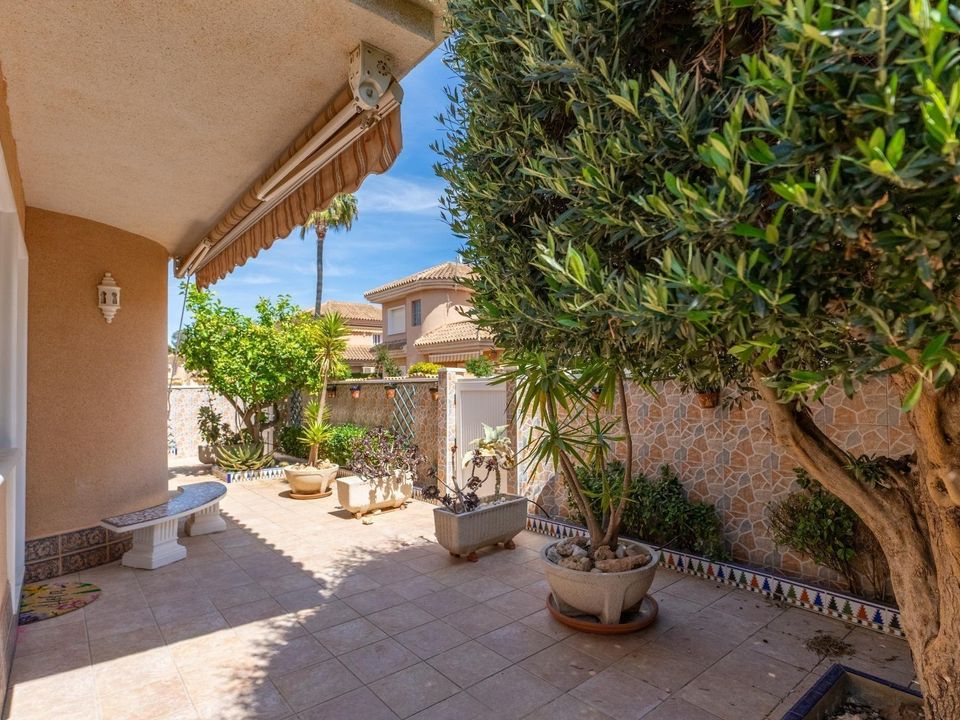 Villa a Torrevieja, Alicante - foto 3