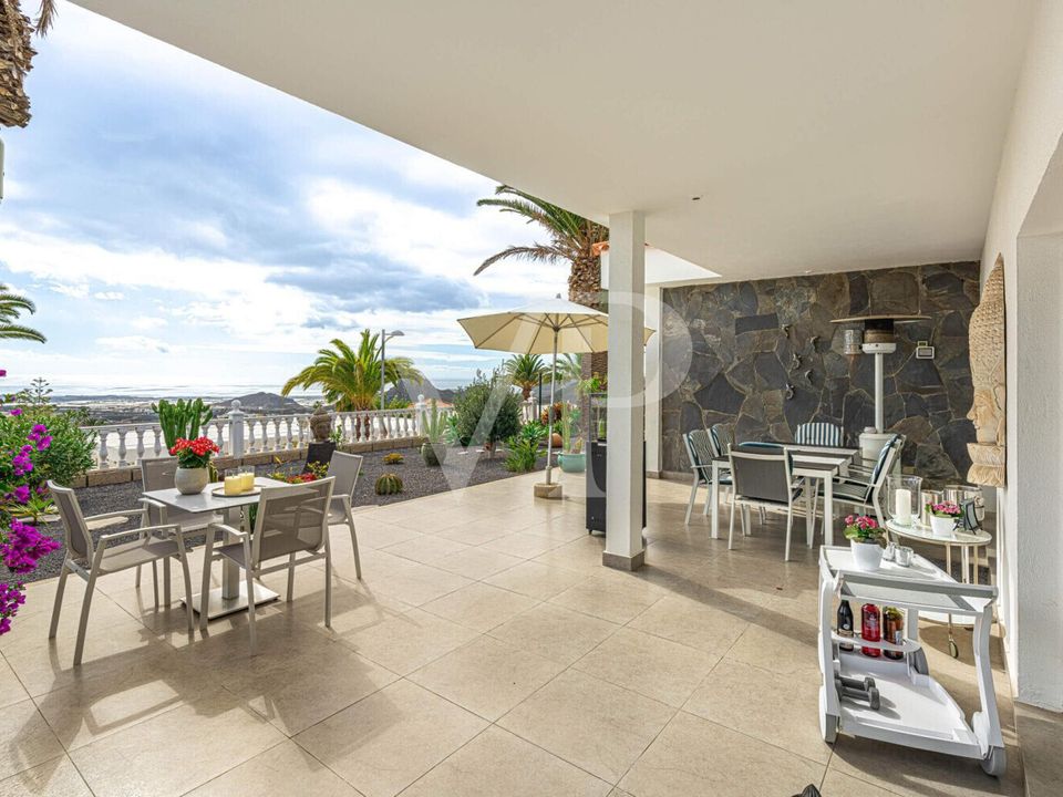 Town house in Valle De San Lorenzo, Tenerife - photo 4