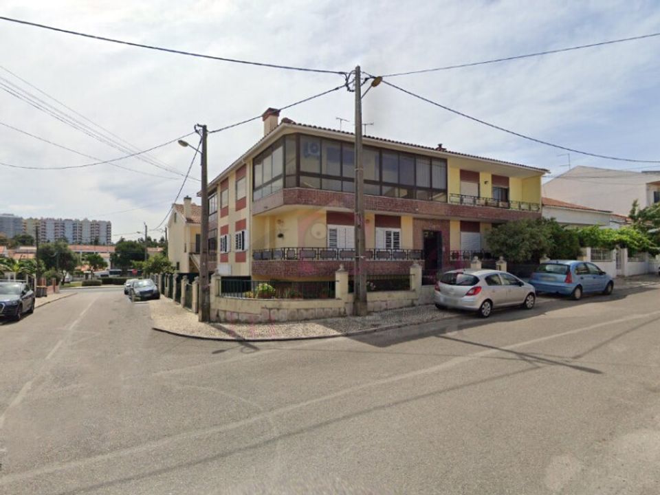 Erhvervsejendom i Corroios, Setubal - foto 1