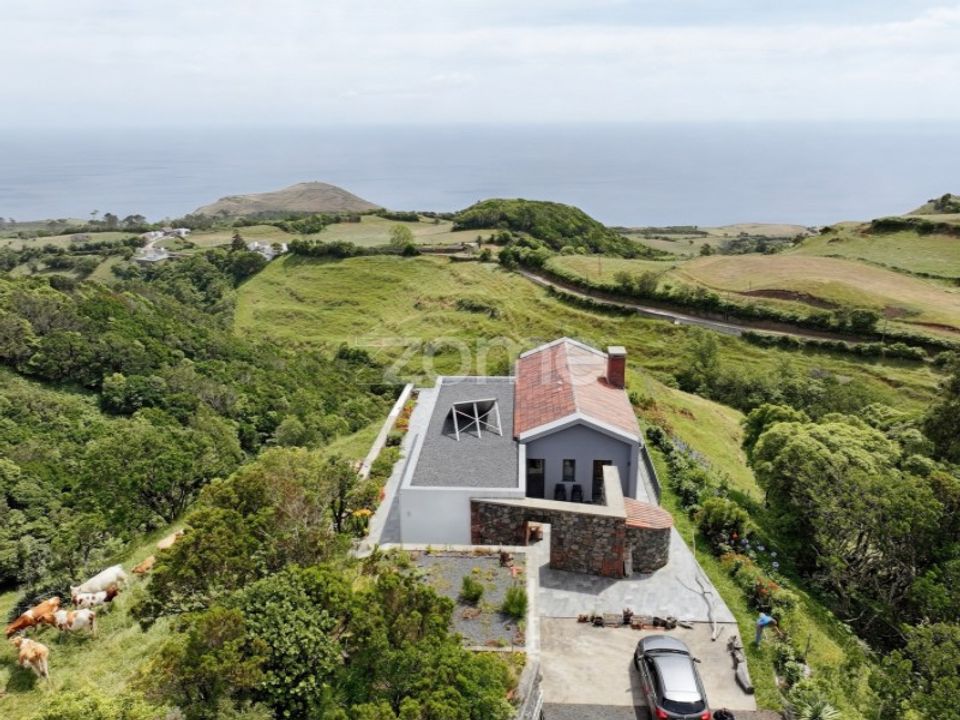 Villa i Vila do Porto, Santa Maria - foto 1