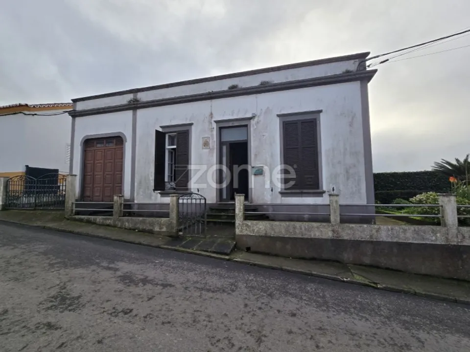 Villa i Ribeira Grande, Sao Miguel - foto 1