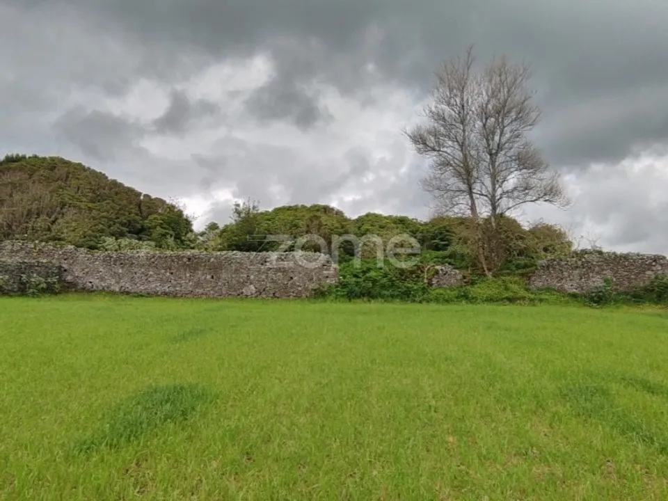 Helårsgrund i Ribeira Grande, Sao Miguel - foto 1