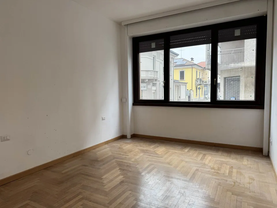 Lejlighed i Busto Arsizio, Varese - foto 3