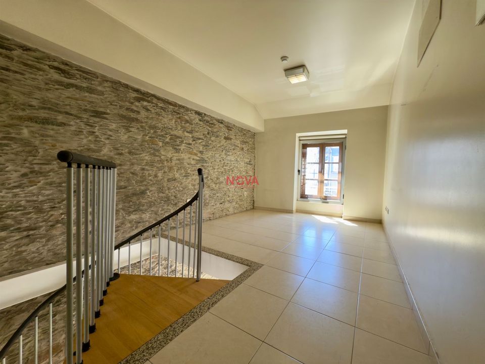L'establiment comercial a Valongo, Porto - foto 3