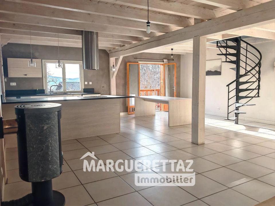 Villa i Viuz-en-Sallaz, Haute-Savoie - foto 1
