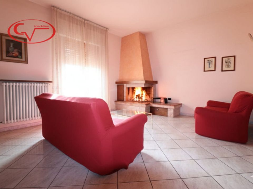 Villa i Montevarchi, Arezzo - bilde 1