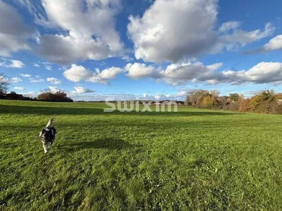Helårsgrund i Besancon, Doubs - foto 1