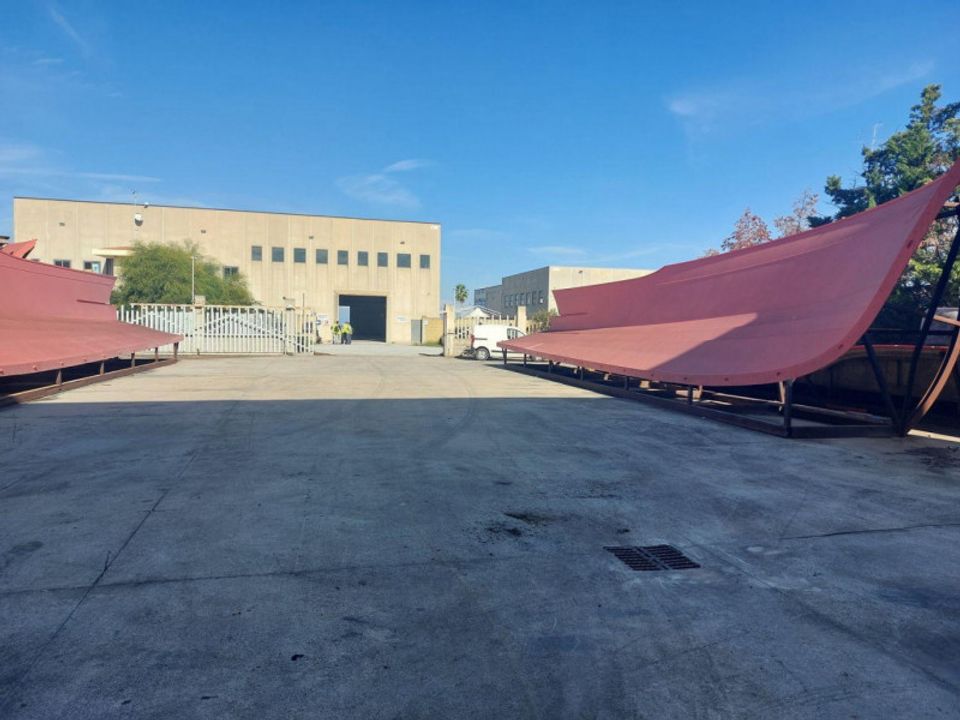 Erhvervsejendom i Pace del Mela, Messina - foto 4