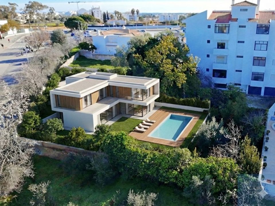 Helårsgrund i Portimao, Faro - foto 1