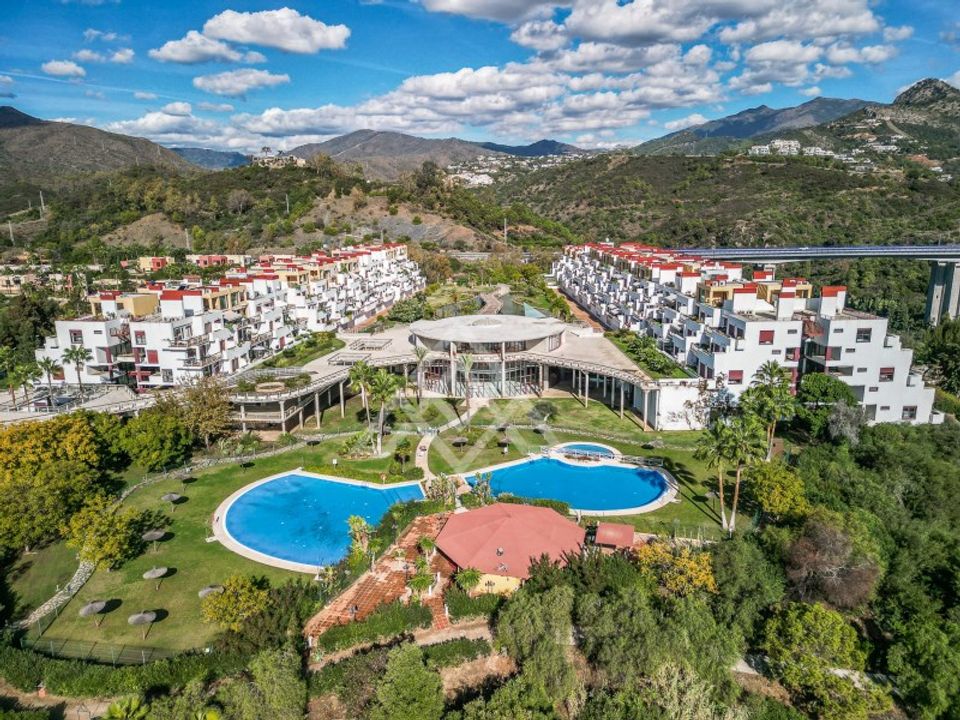 Lejlighed i Benahavis, Malaga - foto 1