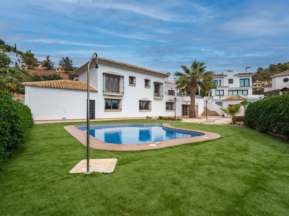 Villa i Pinares de San Anton, Malaga - bilde 1