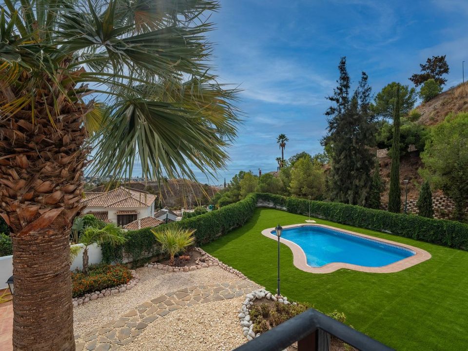 Villa i Pinares de San Anton, Malaga - bilde 2