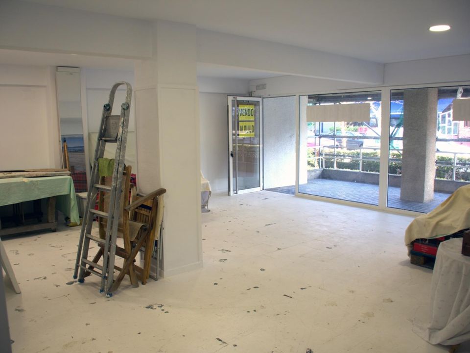 Commercial property in Laredo, Cantabria - photo 1